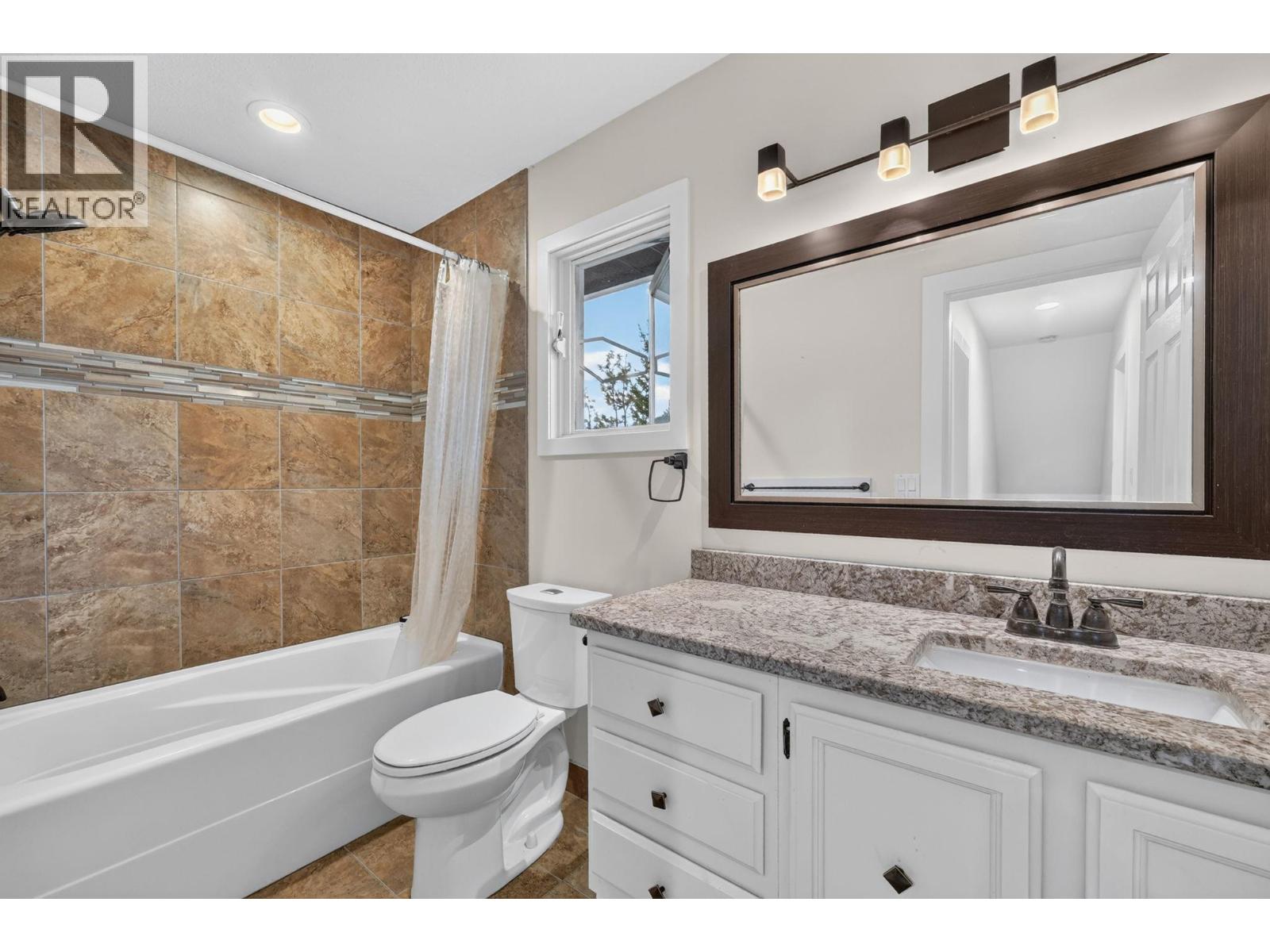 2571 Pineridge Place, West Kelowna, British Columbia  V4T 2J7 - Photo 33 - 10402553