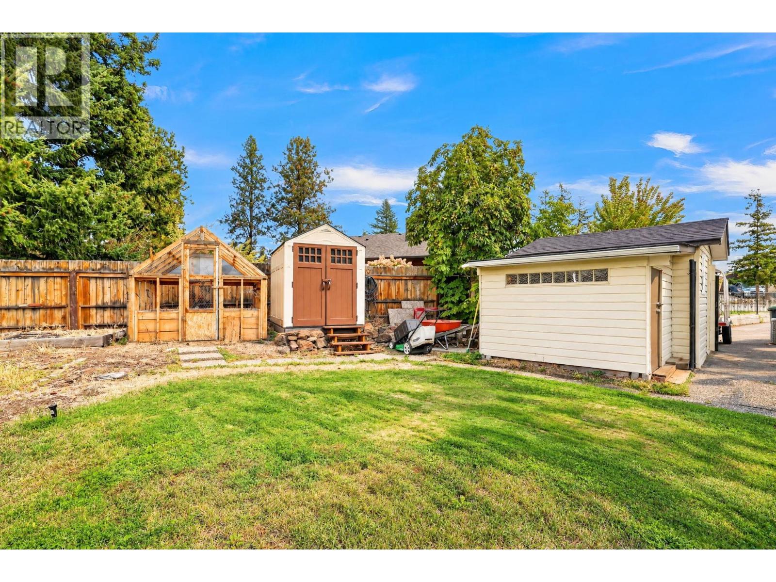 2571 Pineridge Place, West Kelowna, British Columbia  V4T 2J7 - Photo 39 - 10402553