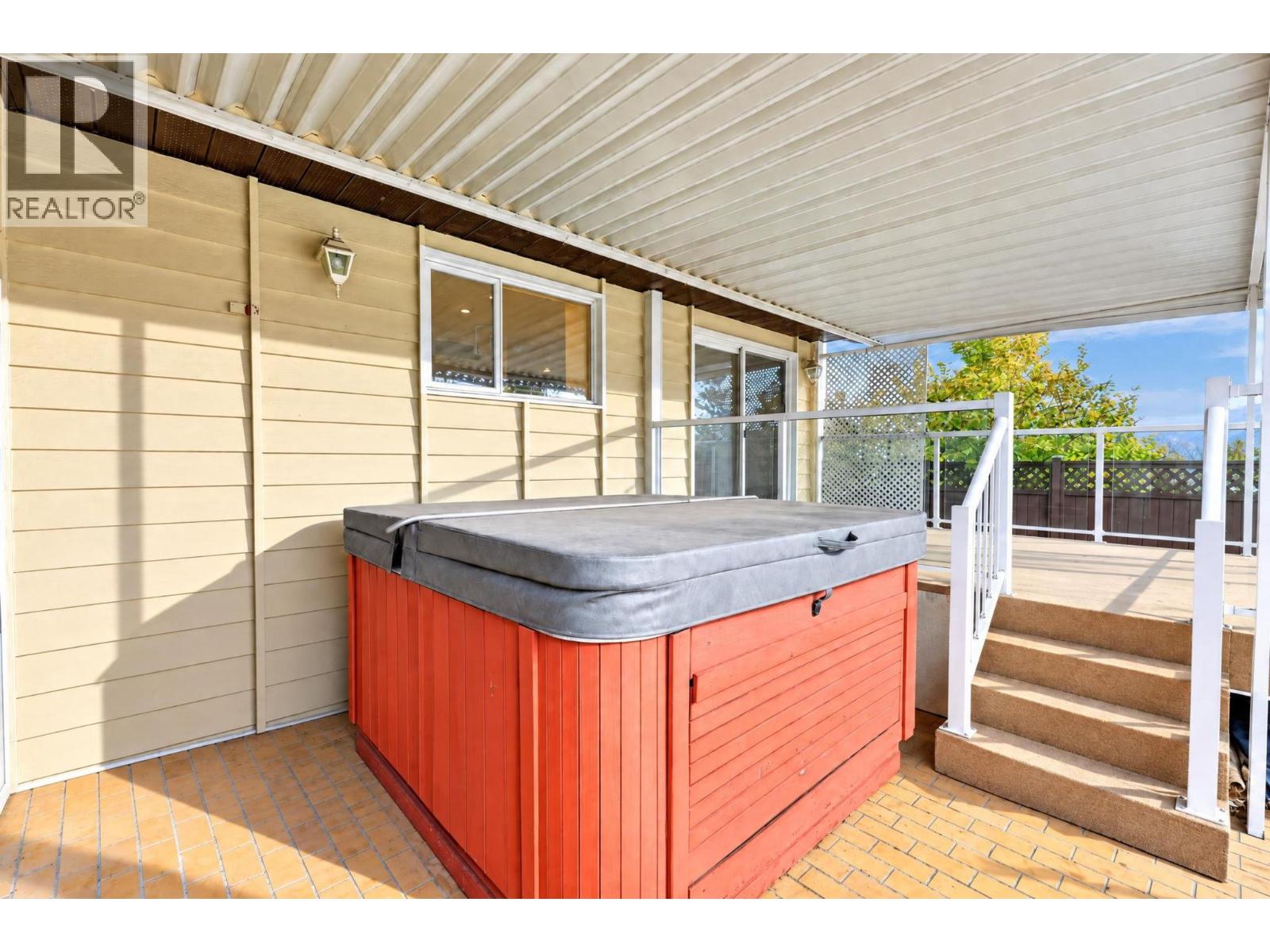 2571 Pineridge Place, West Kelowna, British Columbia  V4T 2J7 - Photo 48 - 10402553