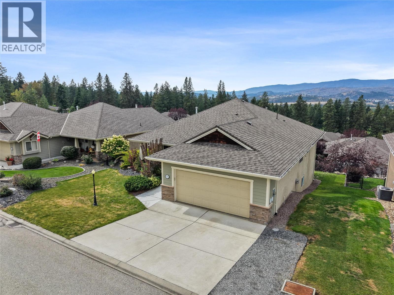 3516 Camelback Drive, Kelowna, British Columbia  V1X 8A7 - Photo 2 - 10402559