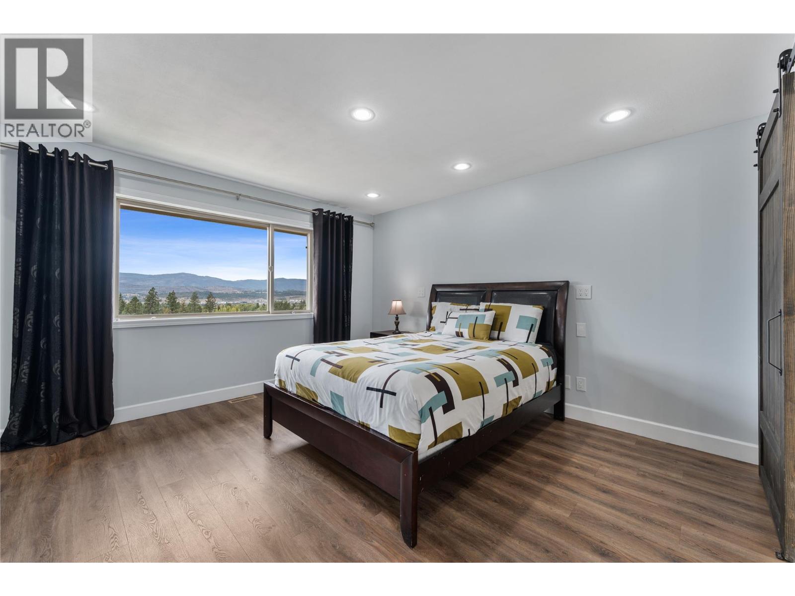 3516 Camelback Drive, Kelowna, British Columbia  V1X 8A7 - Photo 23 - 10402559