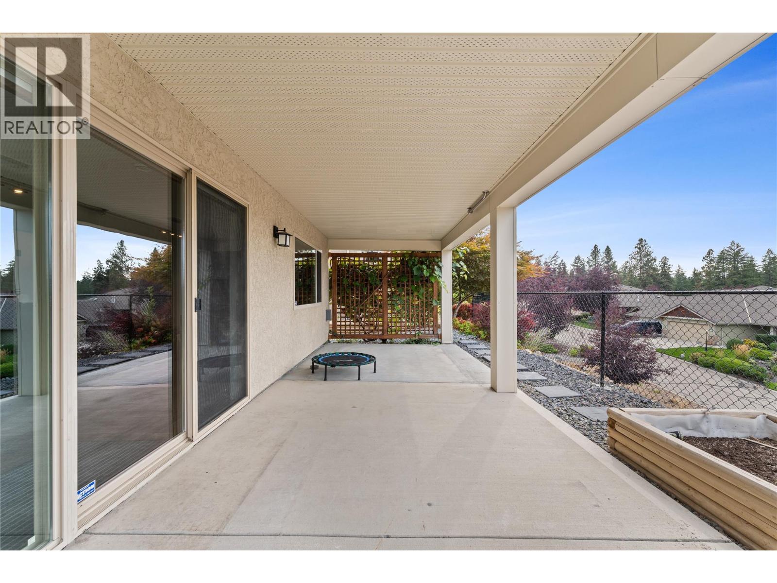 3516 Camelback Drive, Kelowna, British Columbia  V1X 8A7 - Photo 54 - 10402559