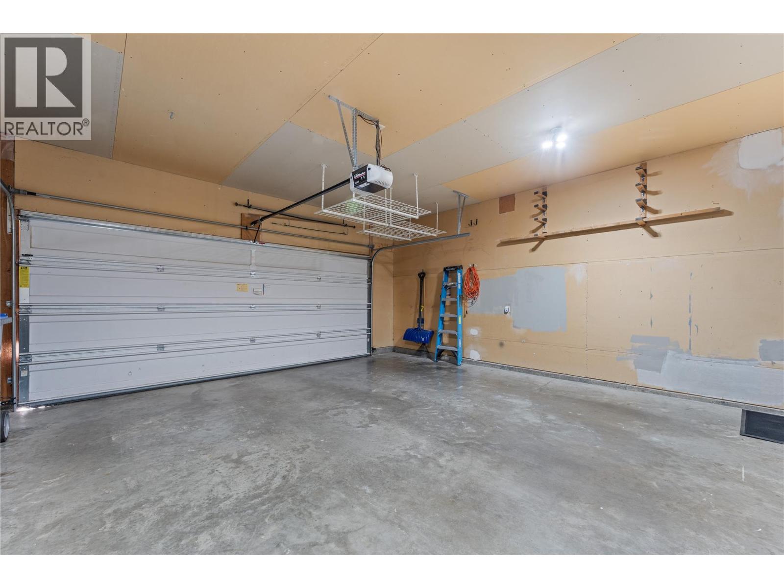 3516 Camelback Drive, Kelowna, British Columbia  V1X 8A7 - Photo 73 - 10402559