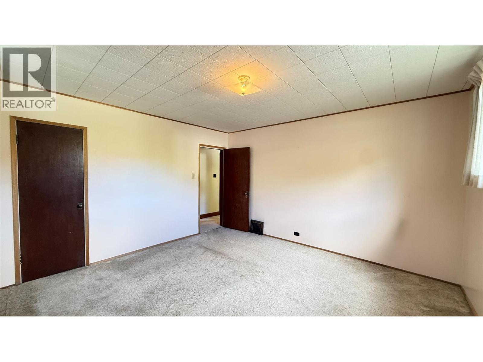 1002 Kootenay Street, Nelson, British Columbia  V1L 1L4 - Photo 30 - 10402521