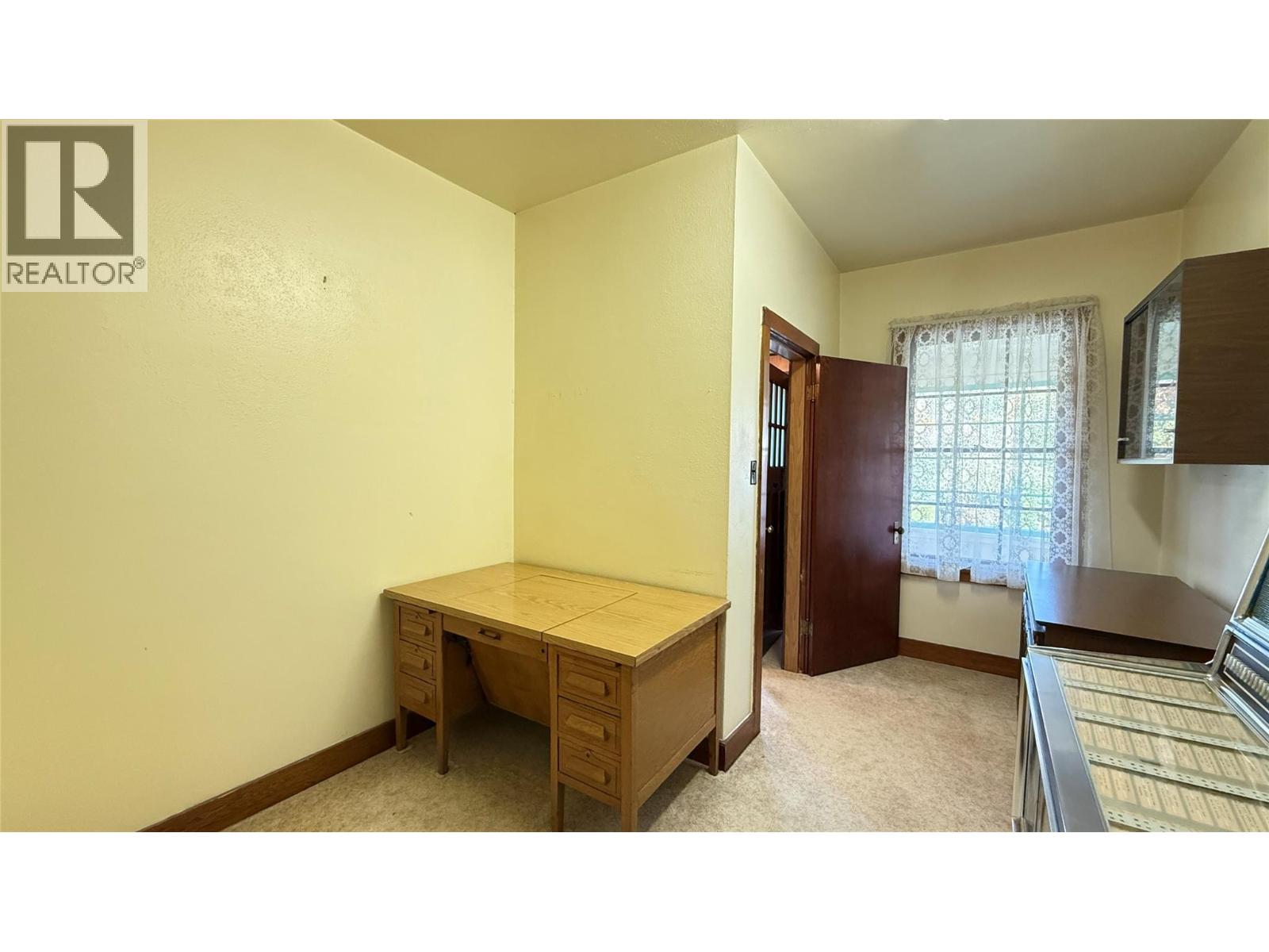 1002 Kootenay Street, Nelson, British Columbia  V1L 1L4 - Photo 36 - 10402521