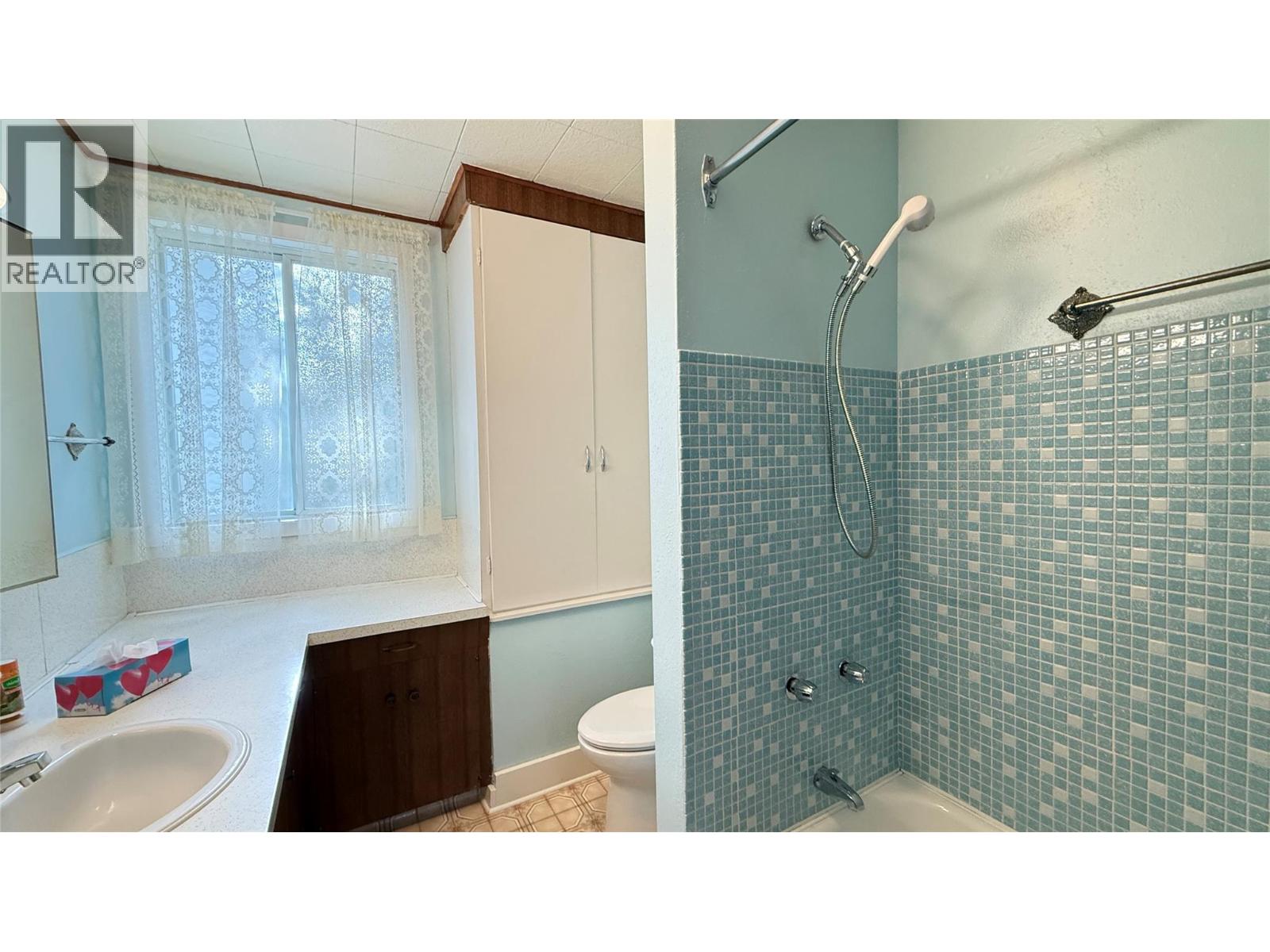 1002 Kootenay Street, Nelson, British Columbia  V1L 1L4 - Photo 39 - 10402521