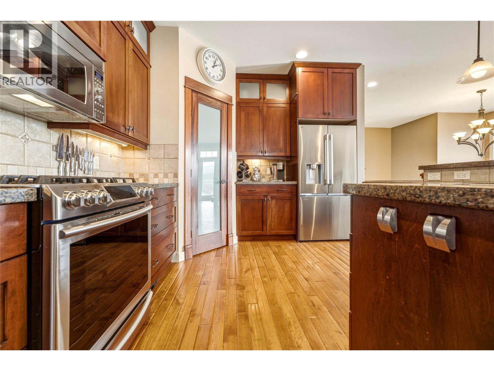 547 Mt. Tanner Place, Coldstream, British Columbia  V1B 4B4 - Photo 18 - 10402332