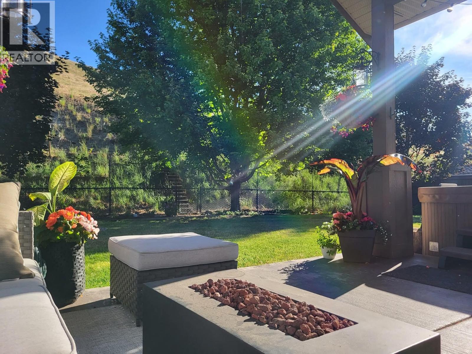 547 Mt. Tanner Place, Coldstream, British Columbia  V1B 4B4 - Photo 3 - 10402332