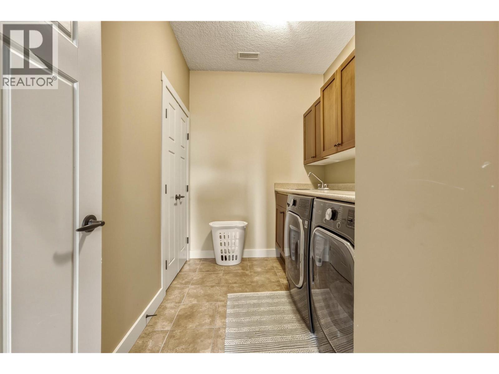 547 Mt. Tanner Place, Coldstream, British Columbia  V1B 4B4 - Photo 38 - 10402332