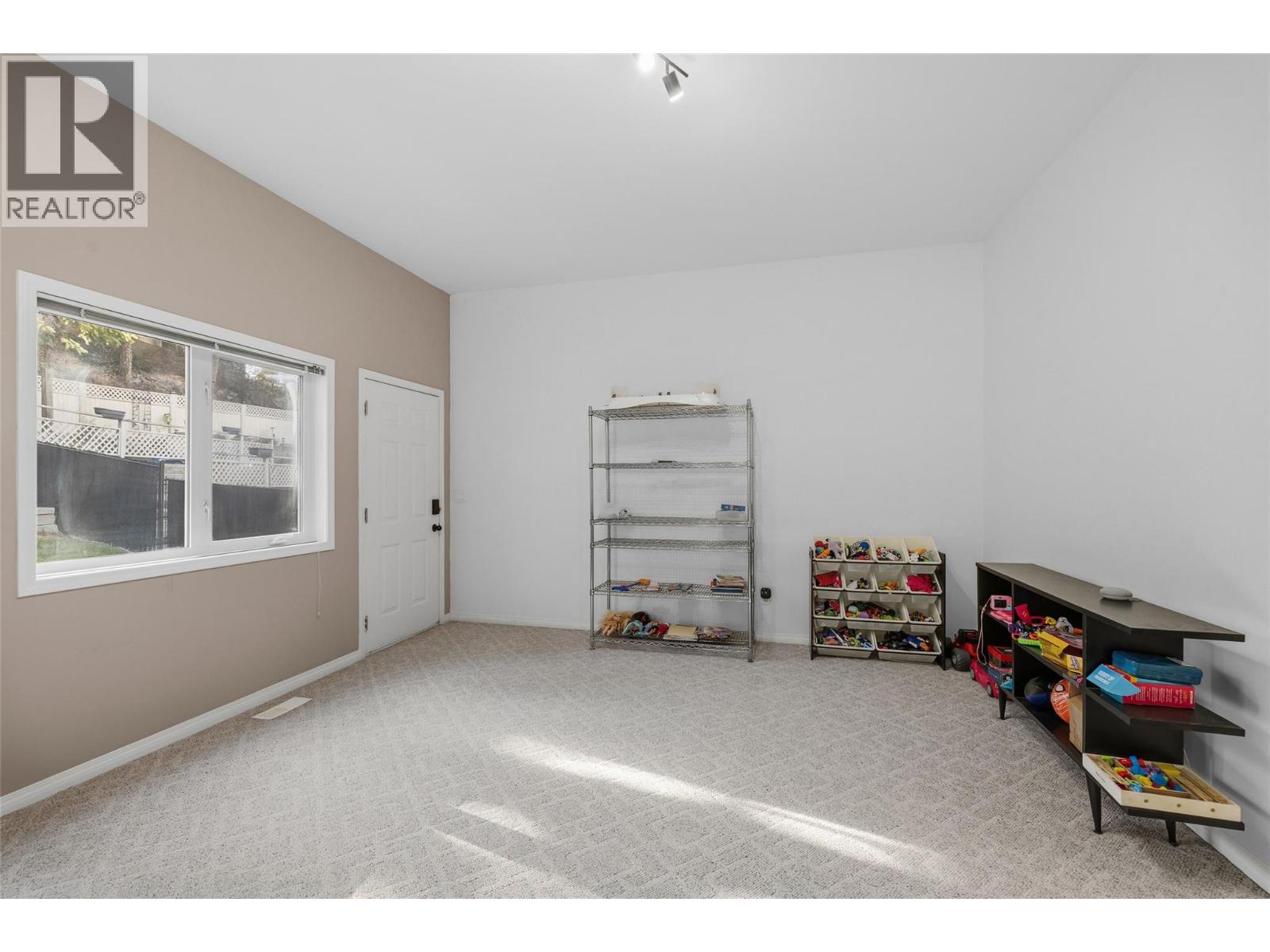 2109 Sunview Drive, West Kelowna, British Columbia  V1Z 3P9 - Photo 49 - 10402330
