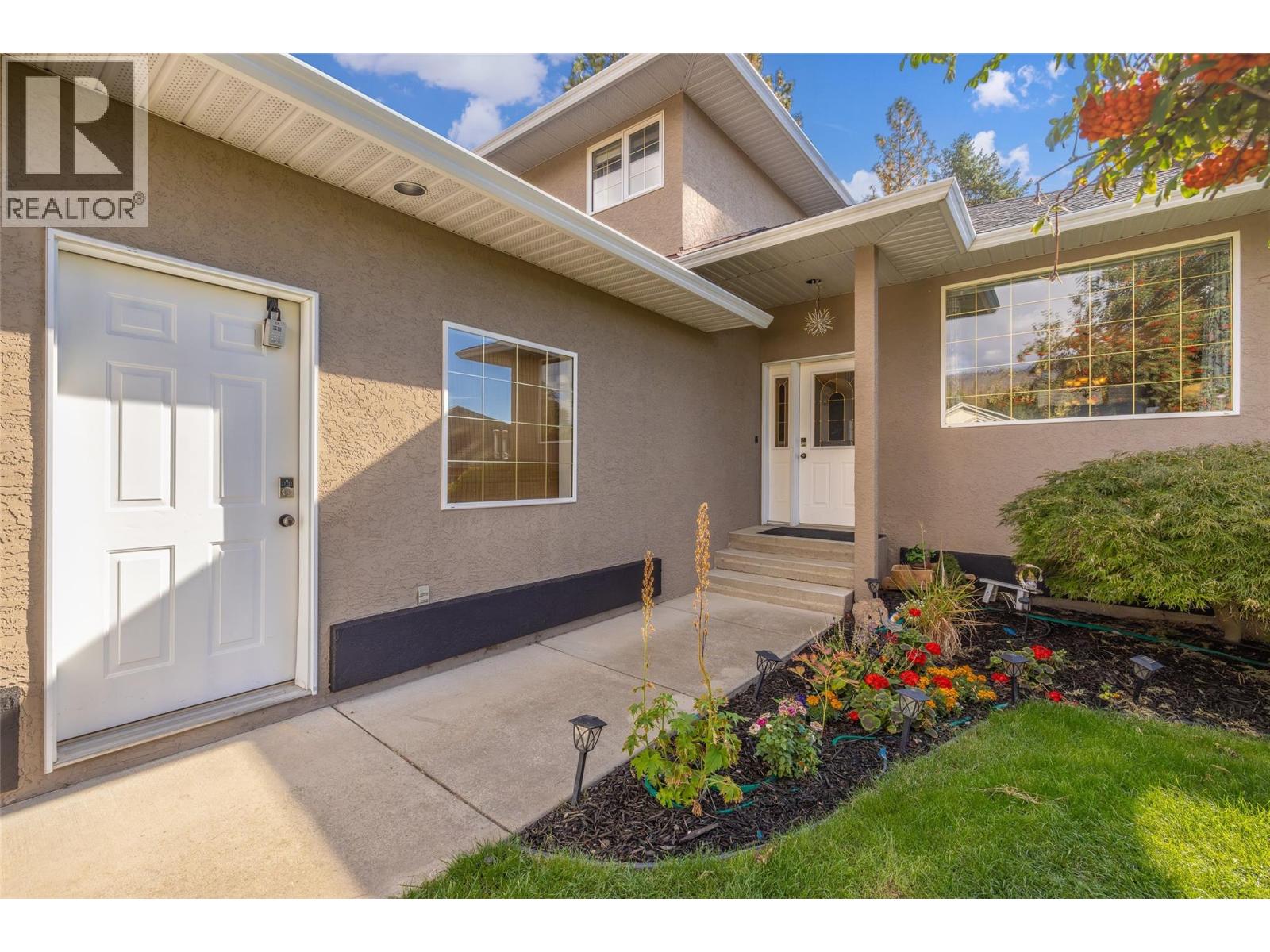 2109 Sunview Drive, West Kelowna, British Columbia  V1Z 3P9 - Photo 5 - 10402330