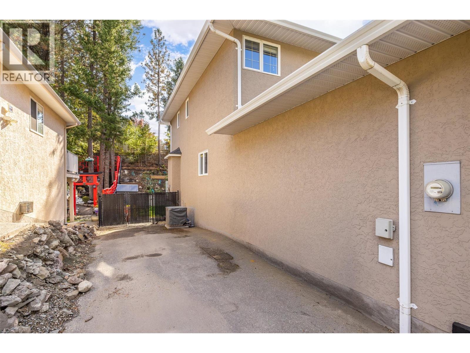 2109 Sunview Drive, West Kelowna, British Columbia  V1Z 3P9 - Photo 72 - 10402330
