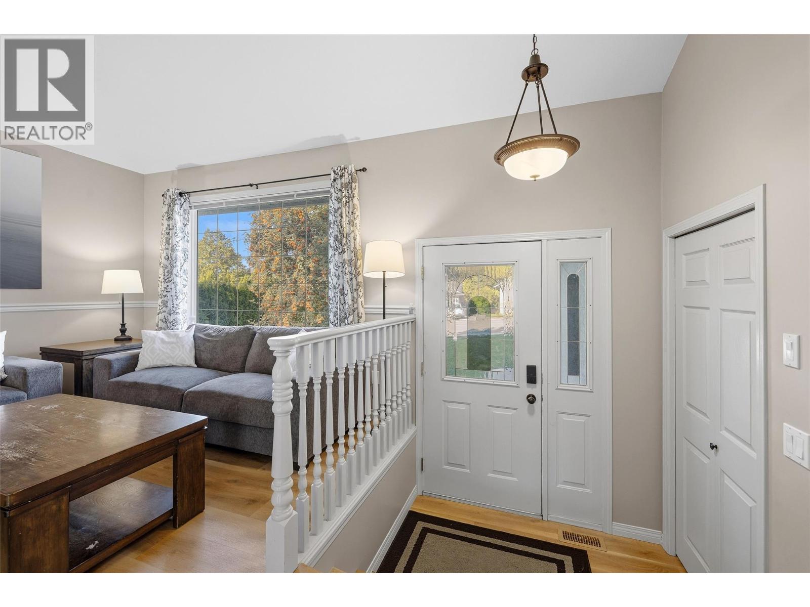2109 Sunview Drive, West Kelowna, British Columbia  V1Z 3P9 - Photo 8 - 10402330