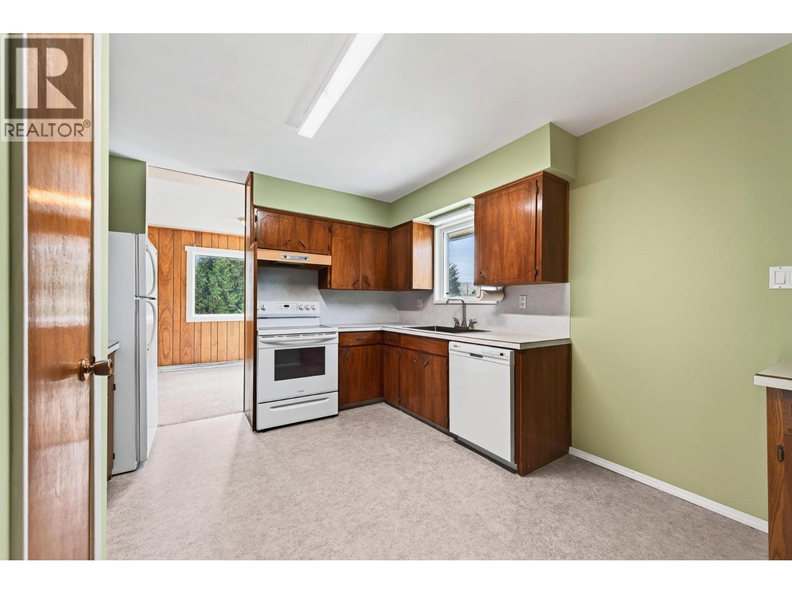828 Mcbride Street, Kamloops, British Columbia  V2B 5S3 - Photo 10 - 10402308