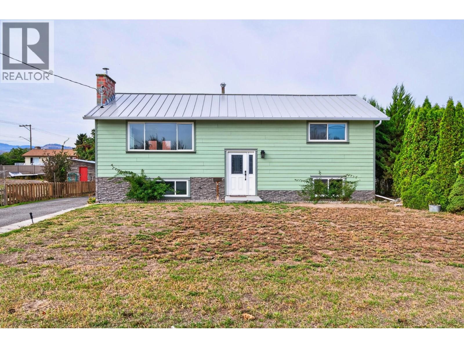 828 Mcbride Street, Kamloops, British Columbia  V2B 5S3 - Photo 4 - 10402308