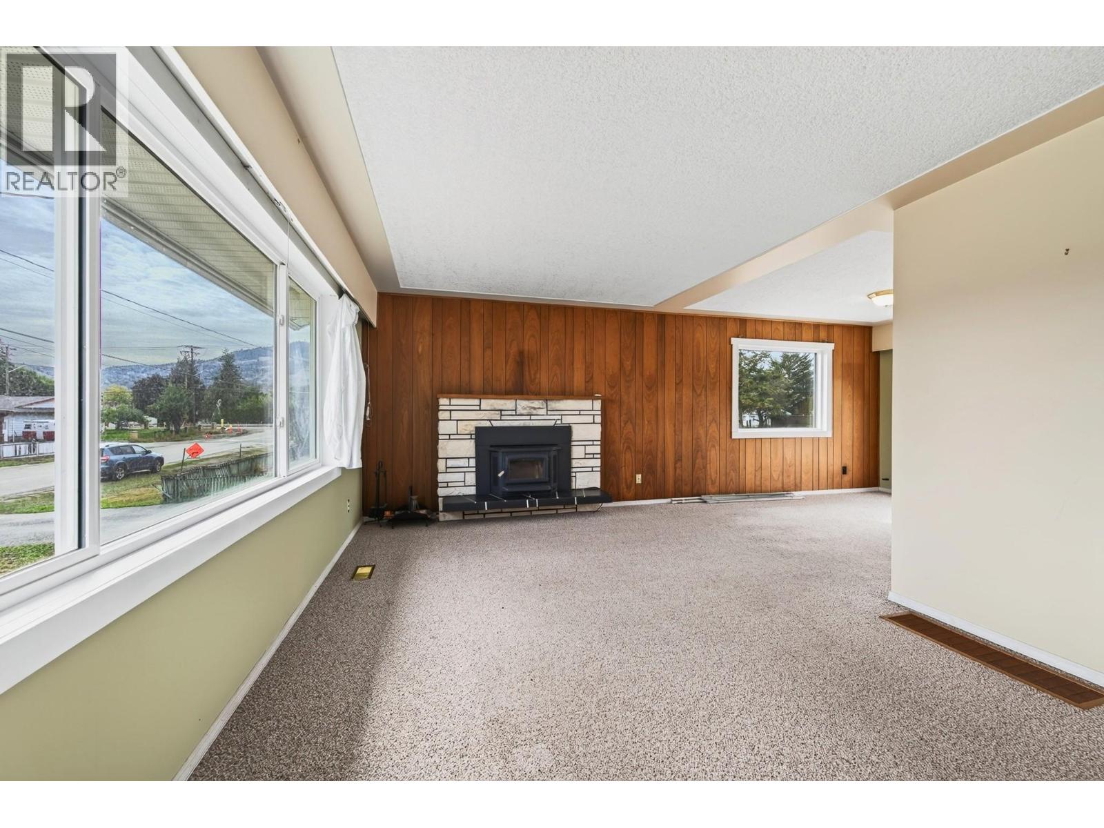 828 Mcbride Street, Kamloops, British Columbia  V2B 5S3 - Photo 6 - 10402308