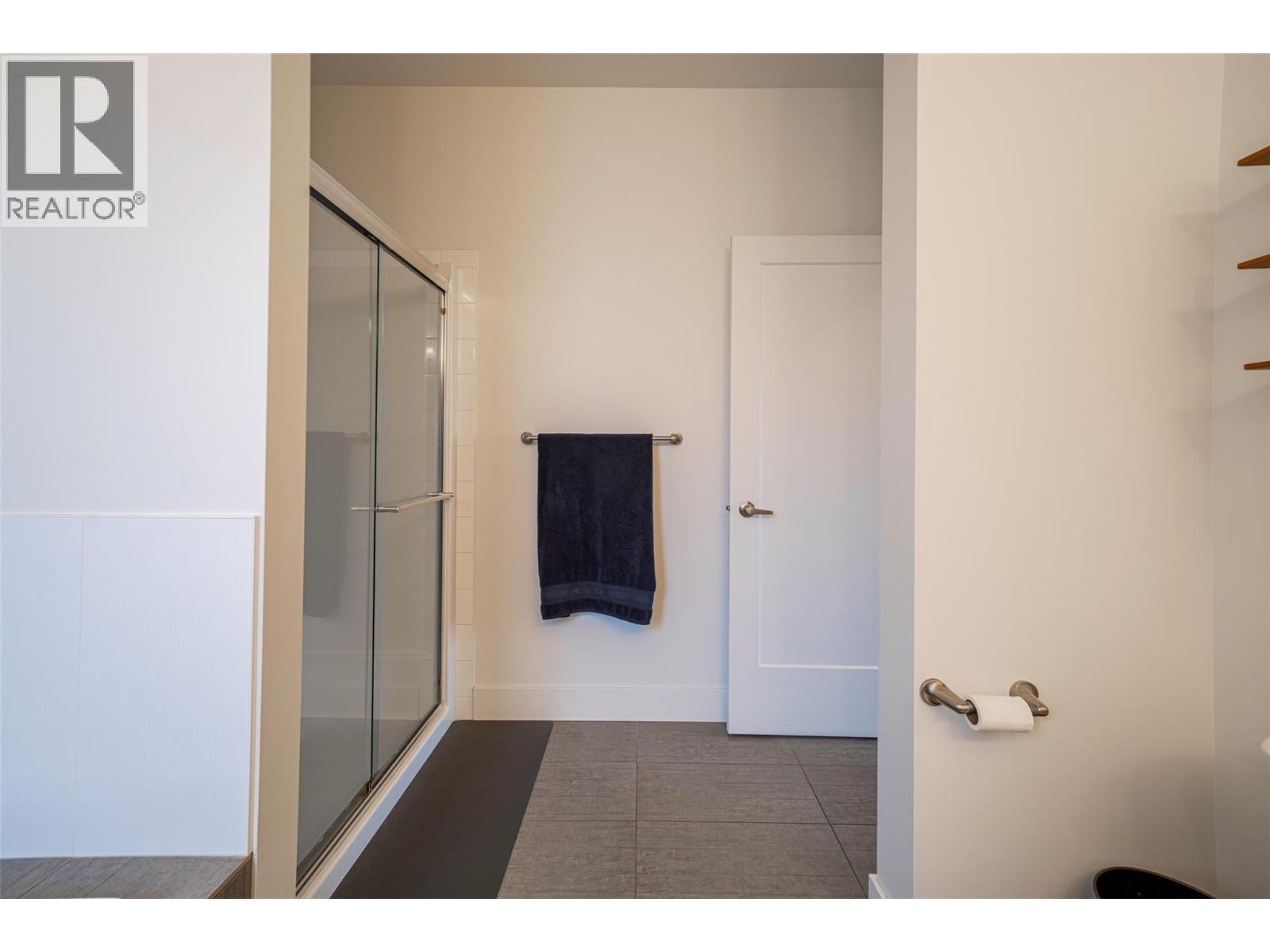 881 Mt.ida Drive, Vernon, British Columbia  V1B 4G1 - Photo 41 - 10402262