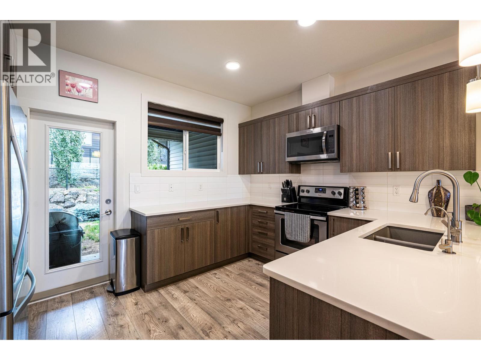 881 Mt.ida Drive, Vernon, British Columbia  V1B 4G1 - Photo 49 - 10402262