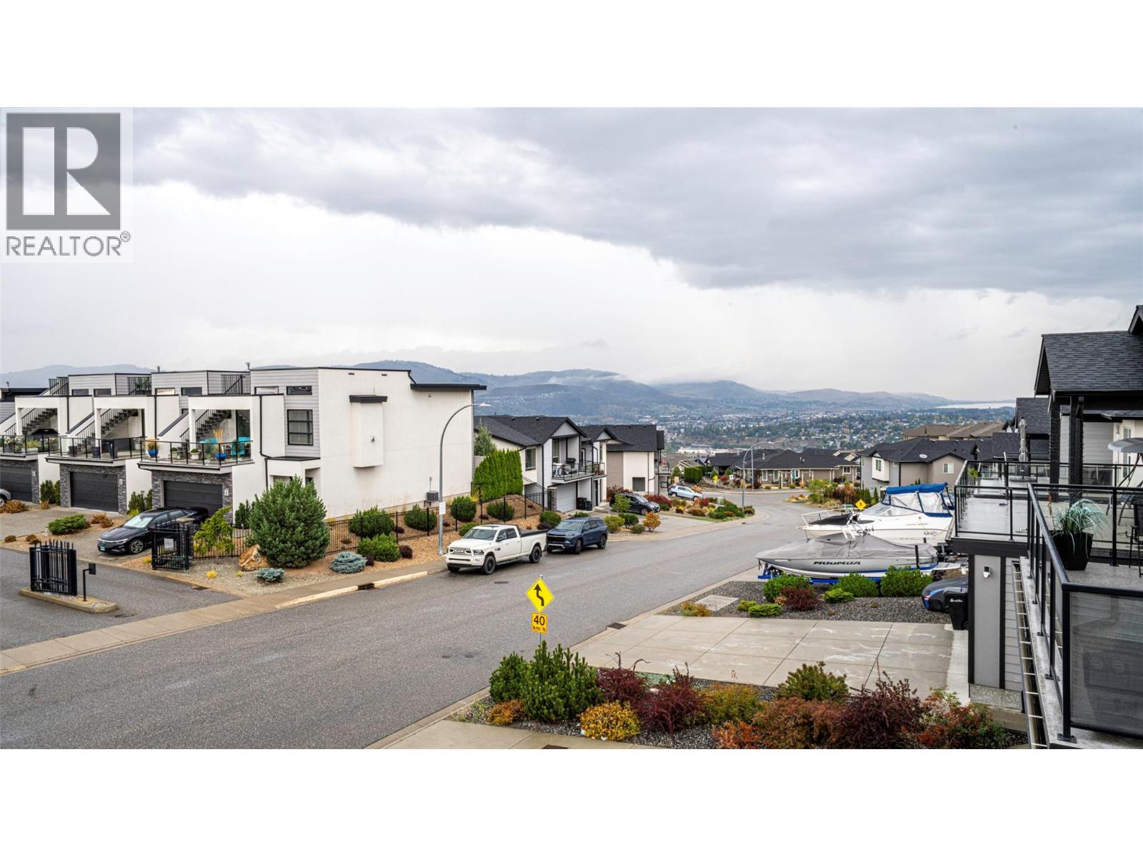 881 Mt.ida Drive, Vernon, British Columbia  V1B 4G1 - Photo 71 - 10402262
