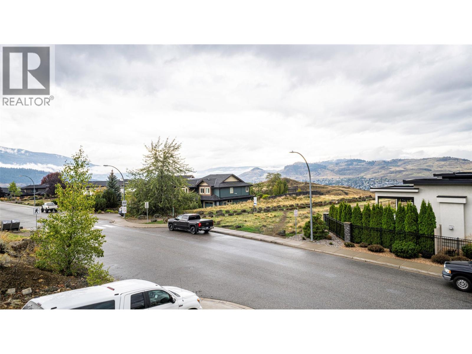 881 Mt.ida Drive, Vernon, British Columbia  V1B 4G1 - Photo 73 - 10402262