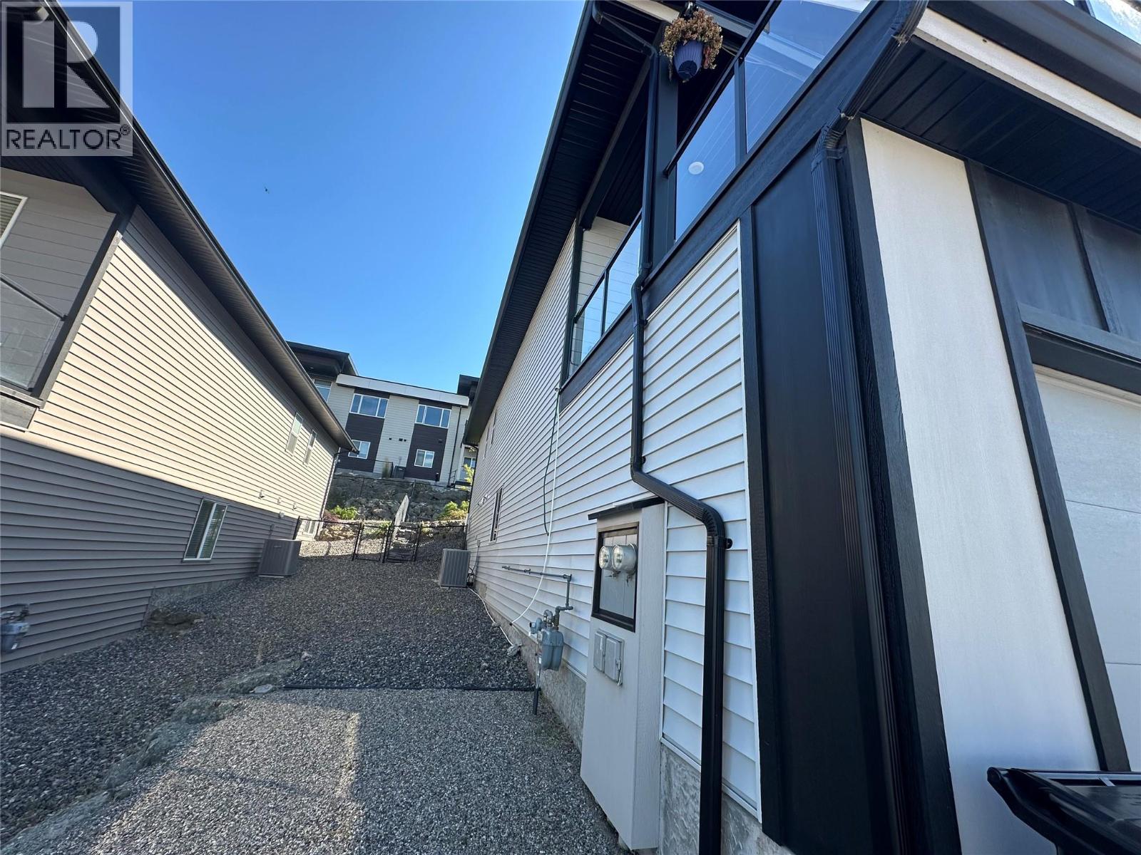 881 Mt.ida Drive, Vernon, British Columbia  V1B 4G1 - Photo 90 - 10402262