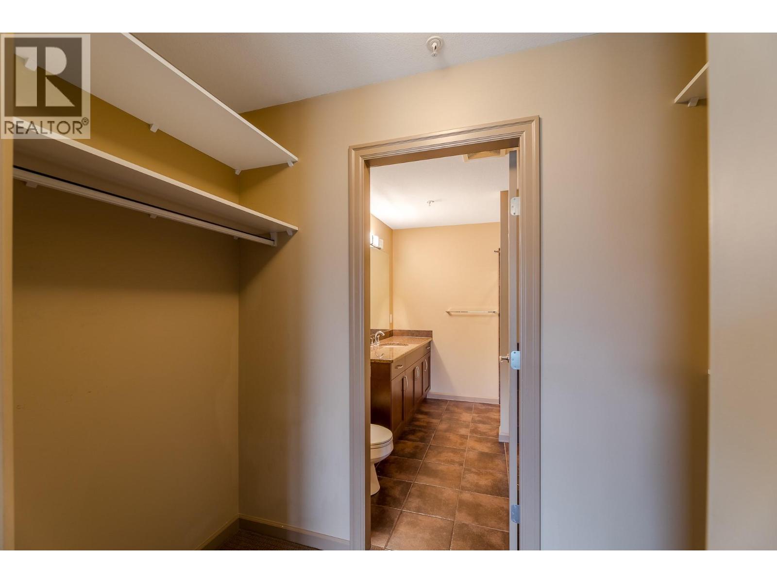 3589 Skaha Lake Road Unit# 204, Penticton, British Columbia  V2A 7K2 - Photo 12 - 10402551