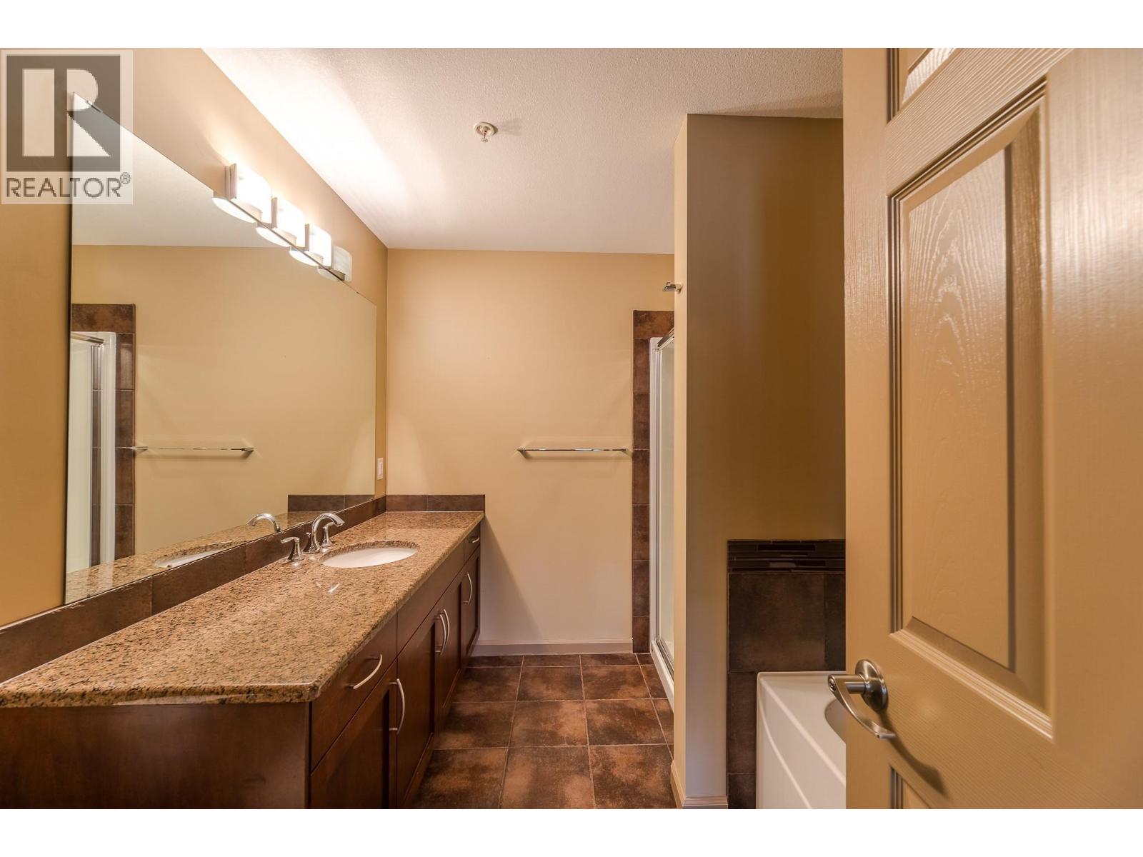 3589 Skaha Lake Road Unit# 204, Penticton, British Columbia  V2A 7K2 - Photo 13 - 10402551