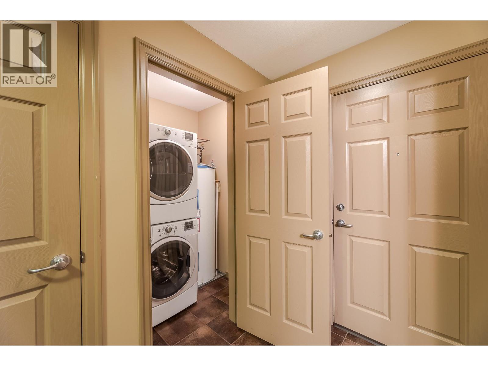 3589 Skaha Lake Road Unit# 204, Penticton, British Columbia  V2A 7K2 - Photo 18 - 10402551