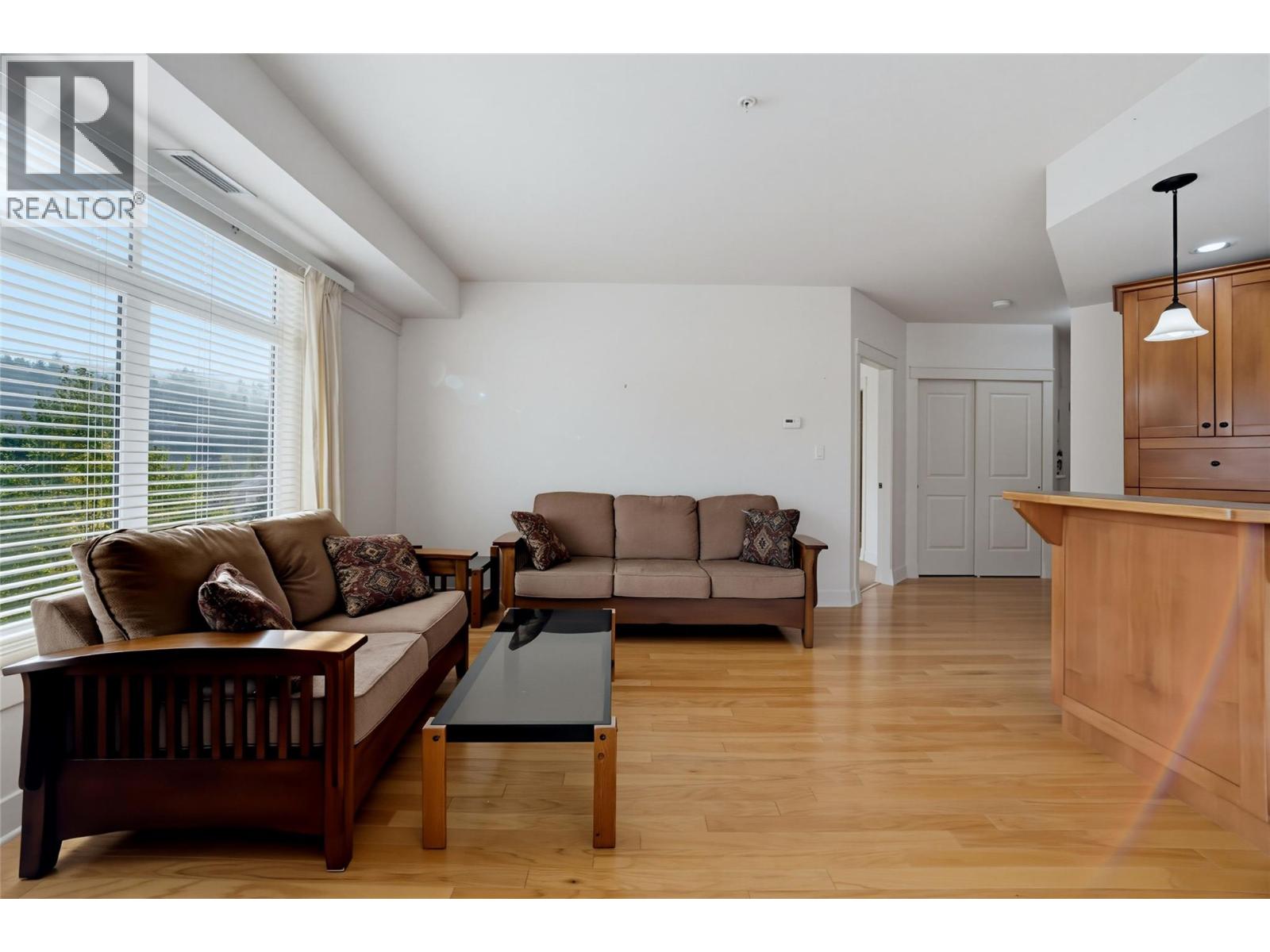 611 Shuswap Street Sw Unit# 202, Salmon Arm, British Columbia  V1E 0A2 - Photo 5 - 10402425