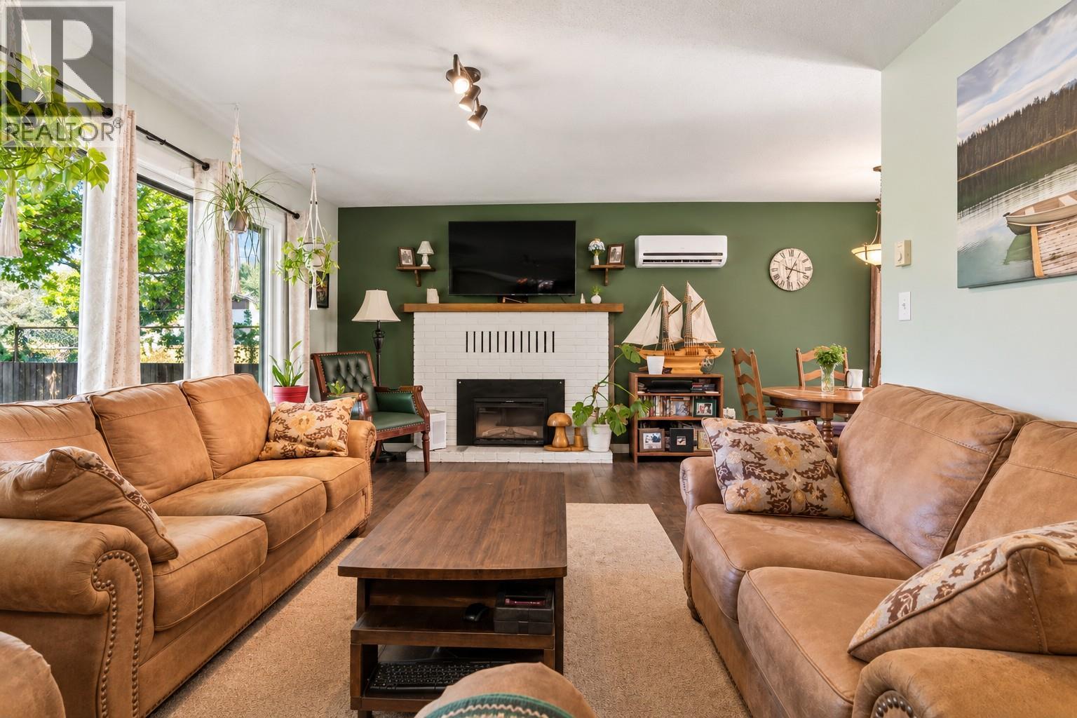 606 Riverside Avenue, Sicamous, British Columbia  V0E 2V0 - Photo 15 - 10402419