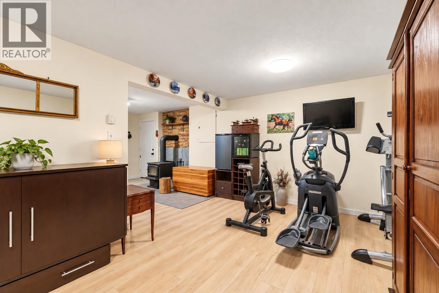 606 Riverside Avenue, Sicamous, British Columbia  V0E 2V0 - Photo 44 - 10402419