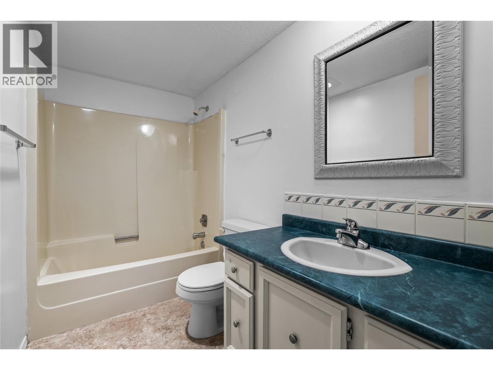 3000 Richter Street Unit# 6, Kelowna, British Columbia  V1Y 8M5 - Photo 30 - 10402303