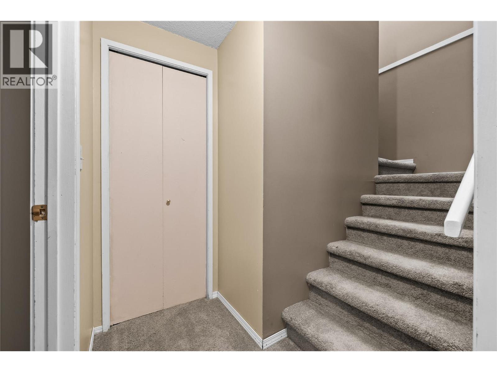 3000 Richter Street Unit# 6, Kelowna, British Columbia  V1Y 8M5 - Photo 41 - 10402303