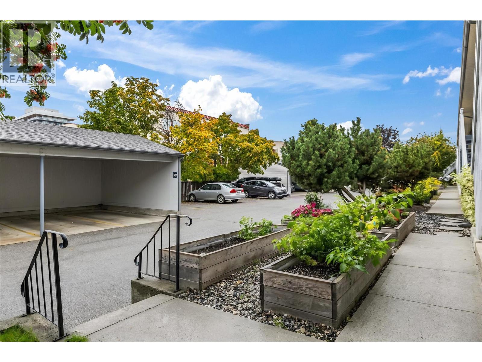 3000 Richter Street Unit# 6, Kelowna, British Columbia  V1Y 8M5 - Photo 46 - 10402303