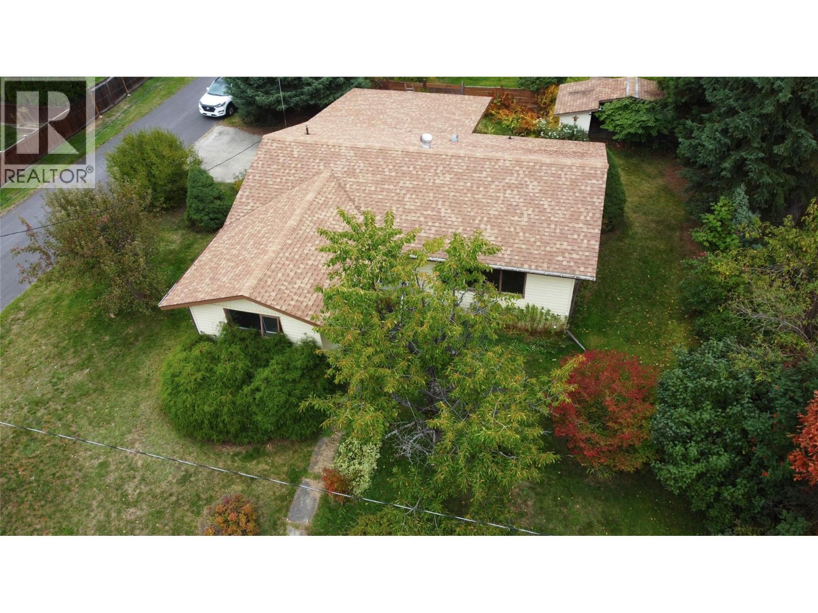 610 7th Avenue, Montrose, British Columbia  V0G 1P0 - Photo 32 - 10402300