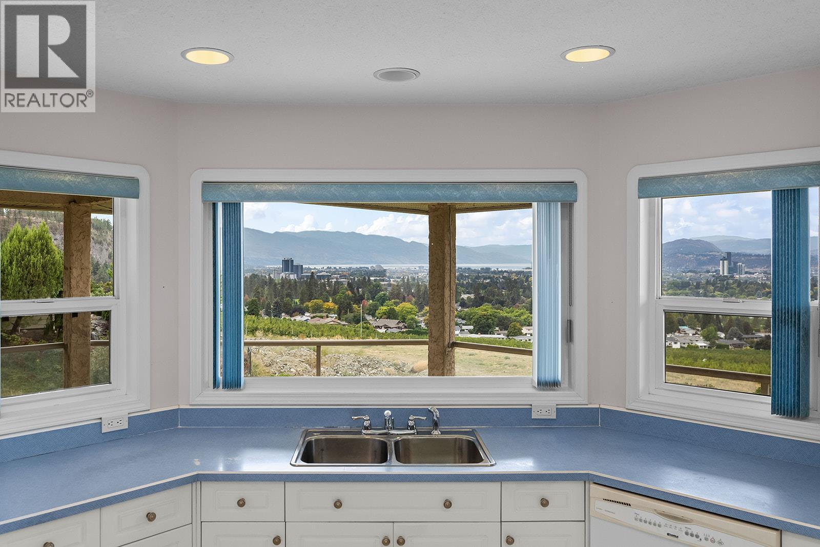 695 Valley Road, Kelowna, British Columbia  V1V 2E6 - Photo 14 - 10402064