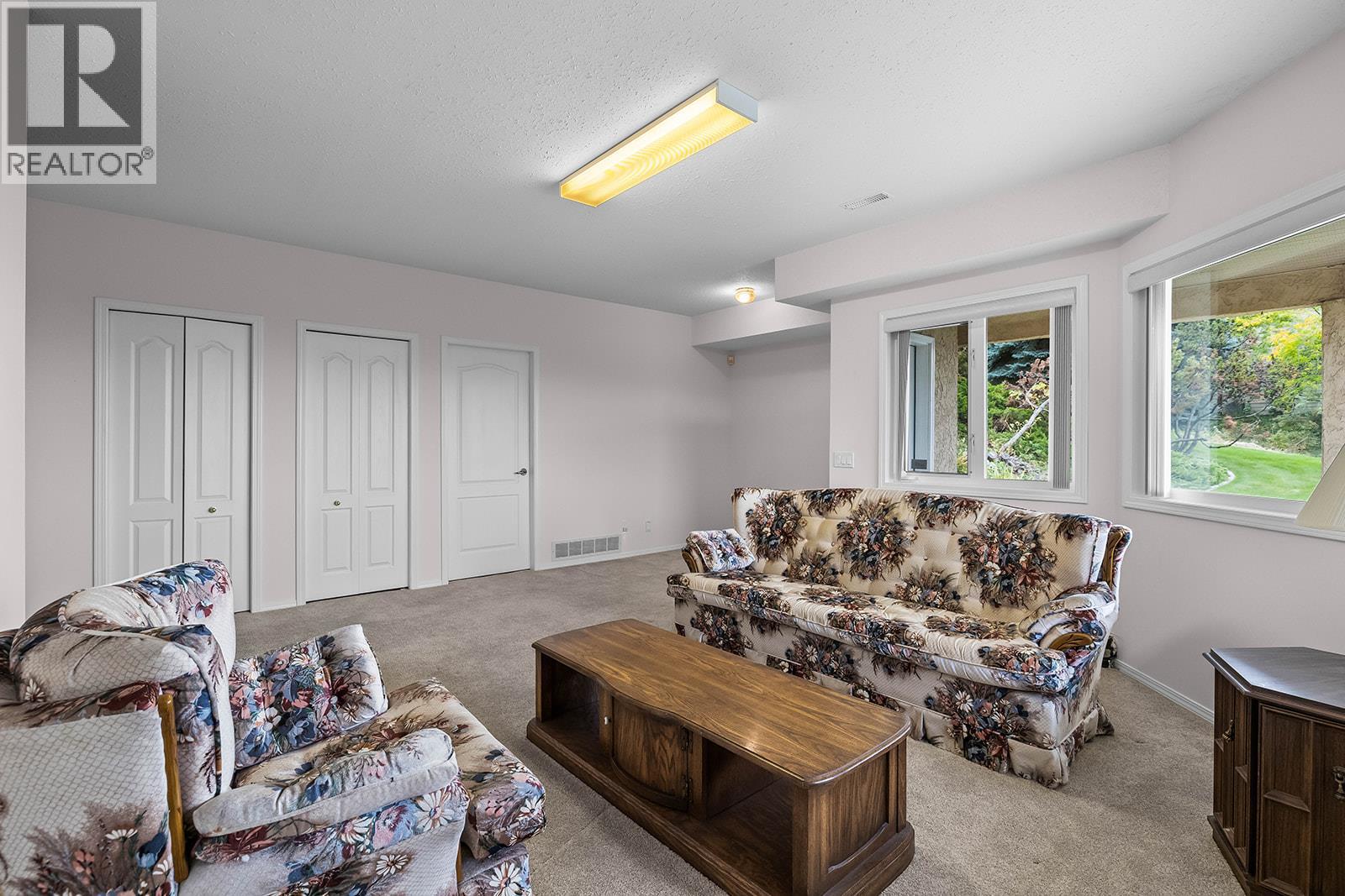 695 Valley Road, Kelowna, British Columbia  V1V 2E6 - Photo 43 - 10402064
