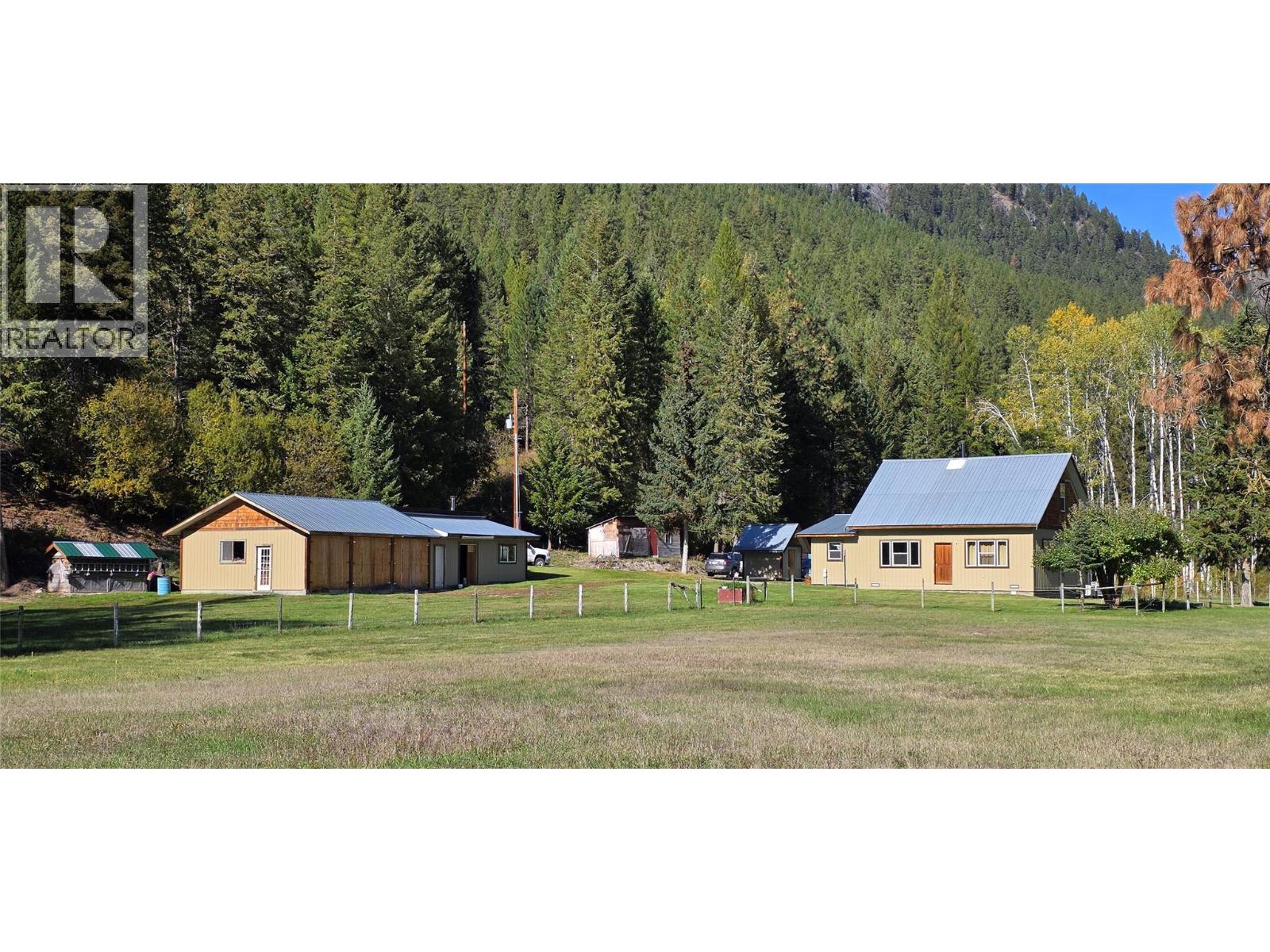 3340 Christian Valley Road, Westbridge, British Columbia  V0H 1Y0 - Photo 3 - 10402448