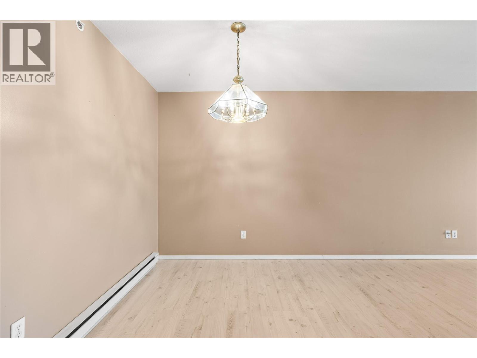 2435 Pleasant Valley Road Unit# 206, Armstrong, British Columbia  V4Y 2A3 - Photo 9 - 10402183