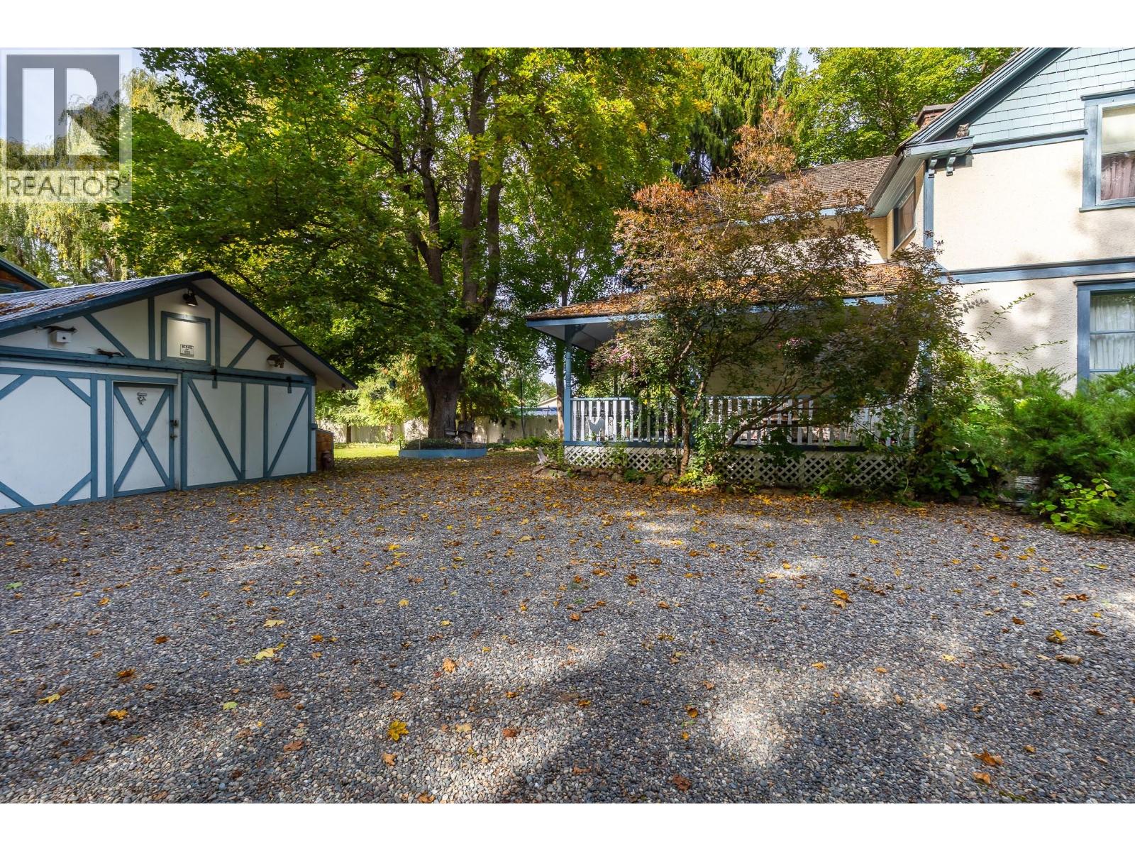 3025 Patterson Street, Armstrong, British Columbia  V4Y 0G9 - Photo 11 - 10402527
