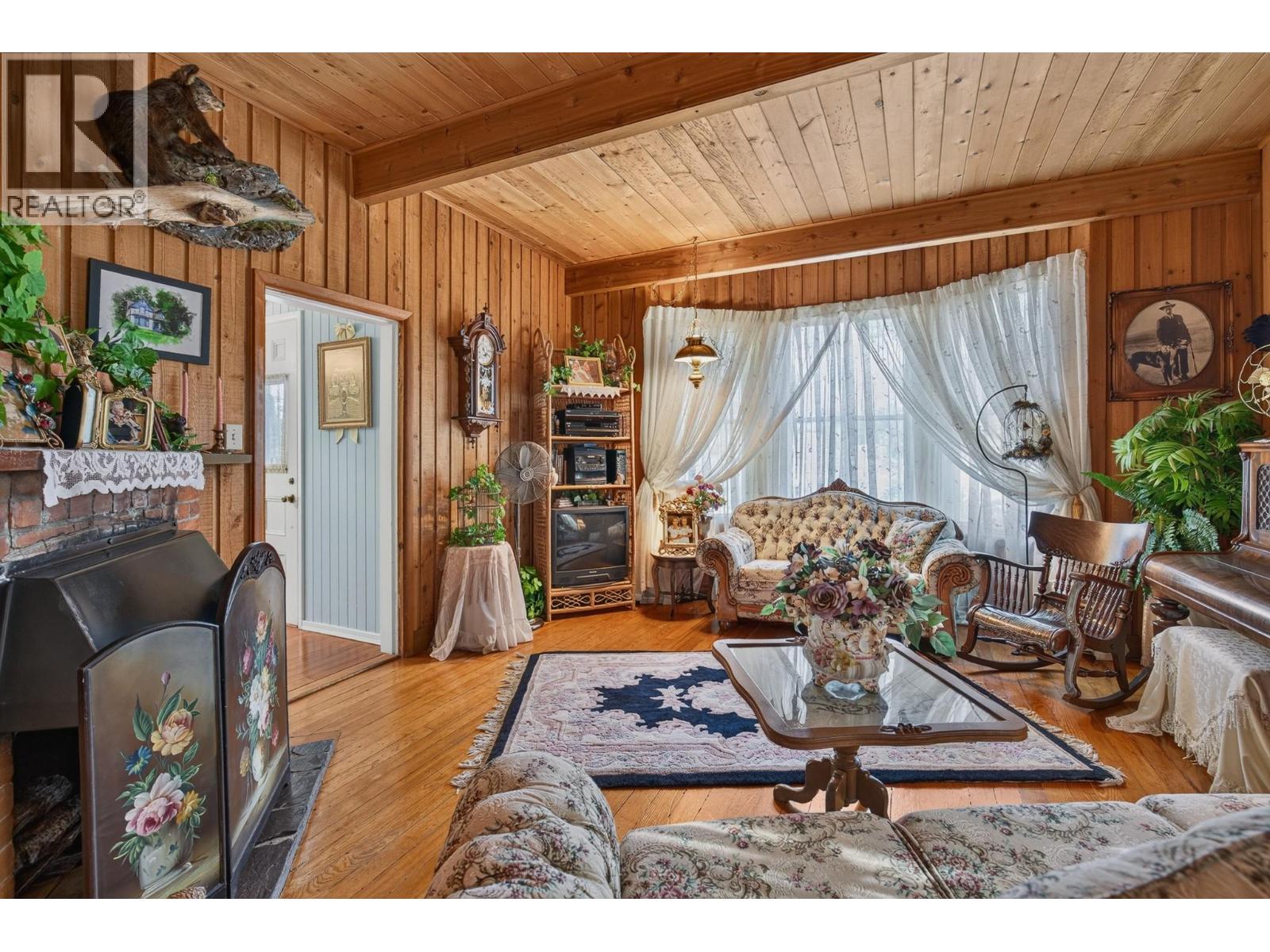 3025 Patterson Street, Armstrong, British Columbia  V4Y 0G9 - Photo 33 - 10402527