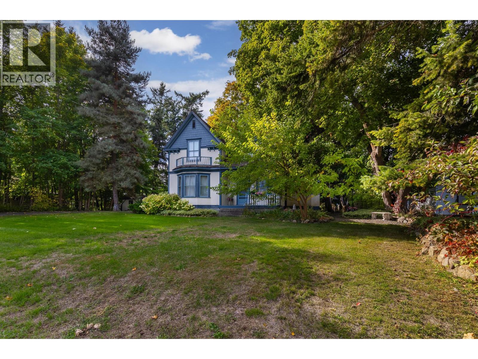 3025 Patterson Street, Armstrong, British Columbia  V4Y 0G9 - Photo 4 - 10402527