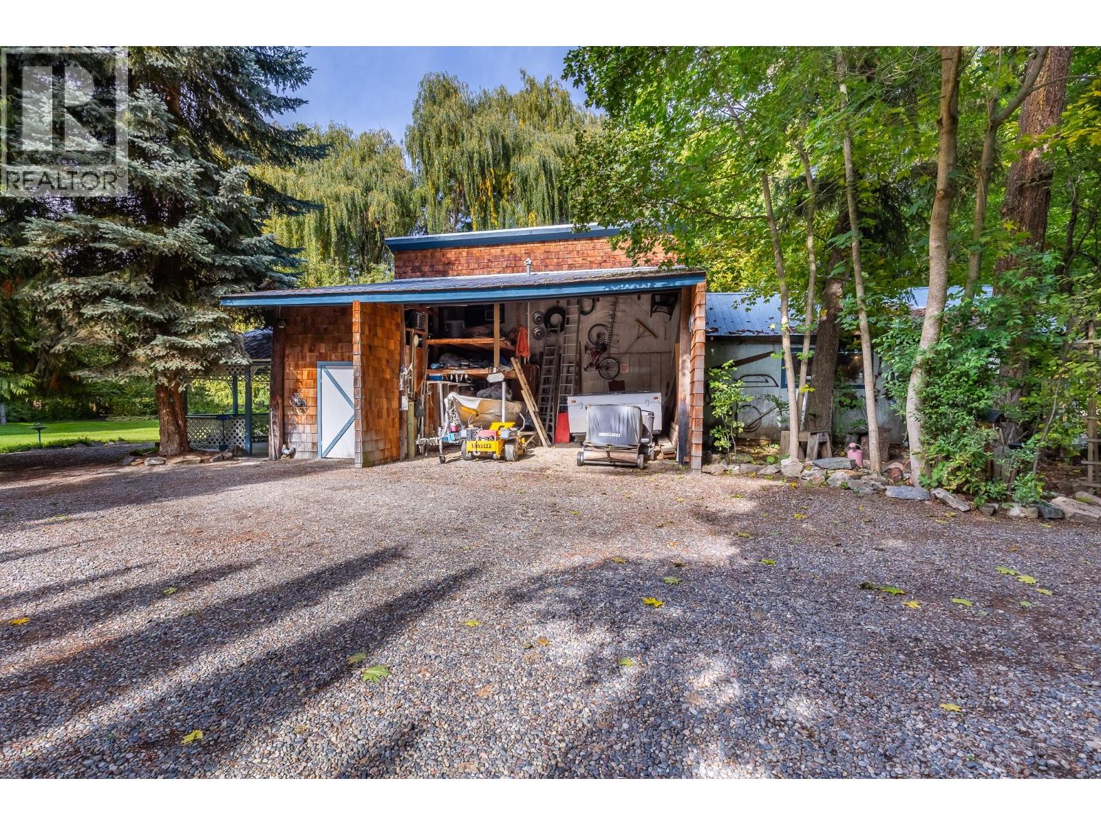 3025 Patterson Street, Armstrong, British Columbia  V4Y 0G9 - Photo 78 - 10402527