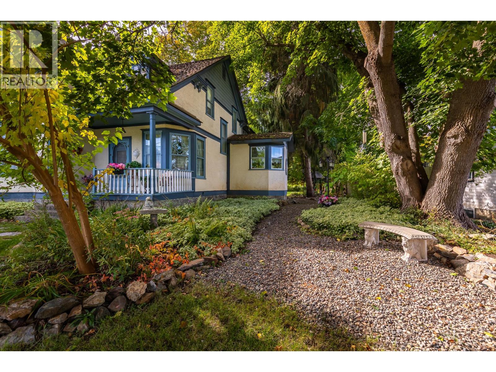 3025 Patterson Street, Armstrong, British Columbia  V4Y 0G9 - Photo 9 - 10402527