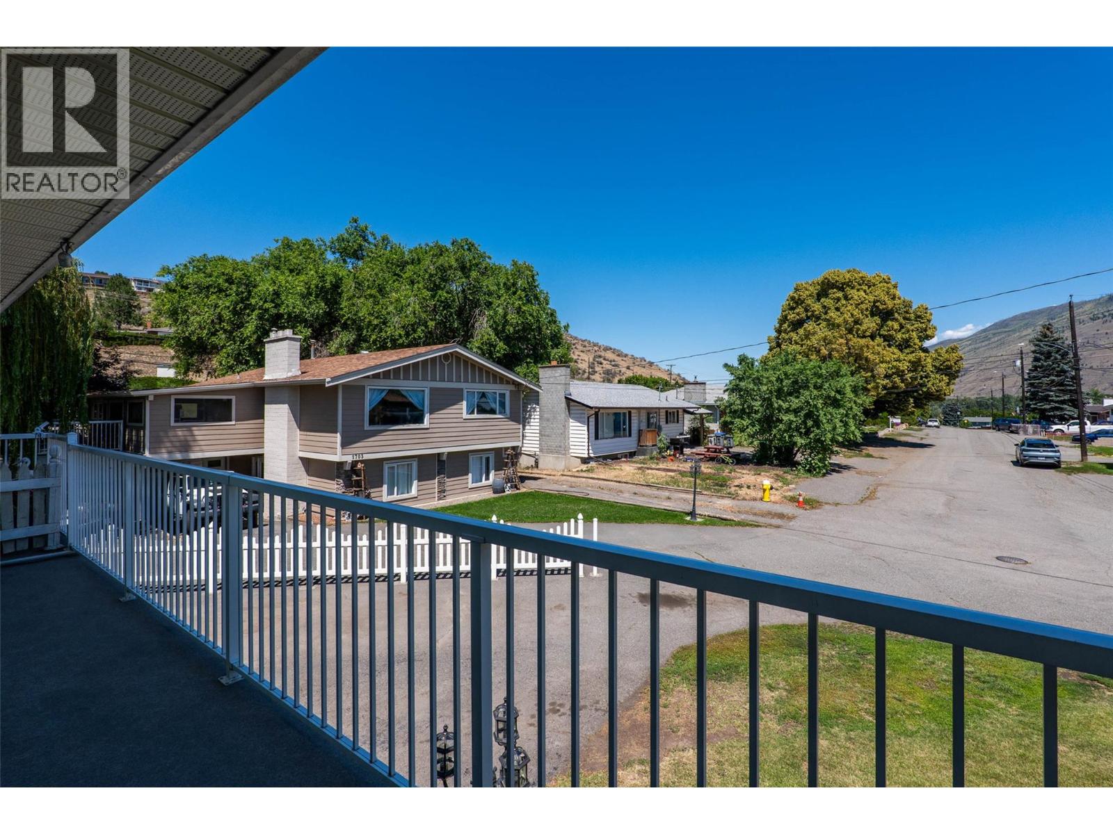 1683 Sheridan Drive, Kamloops, British Columbia  V2B 6B1 - Photo 10 - 10402423