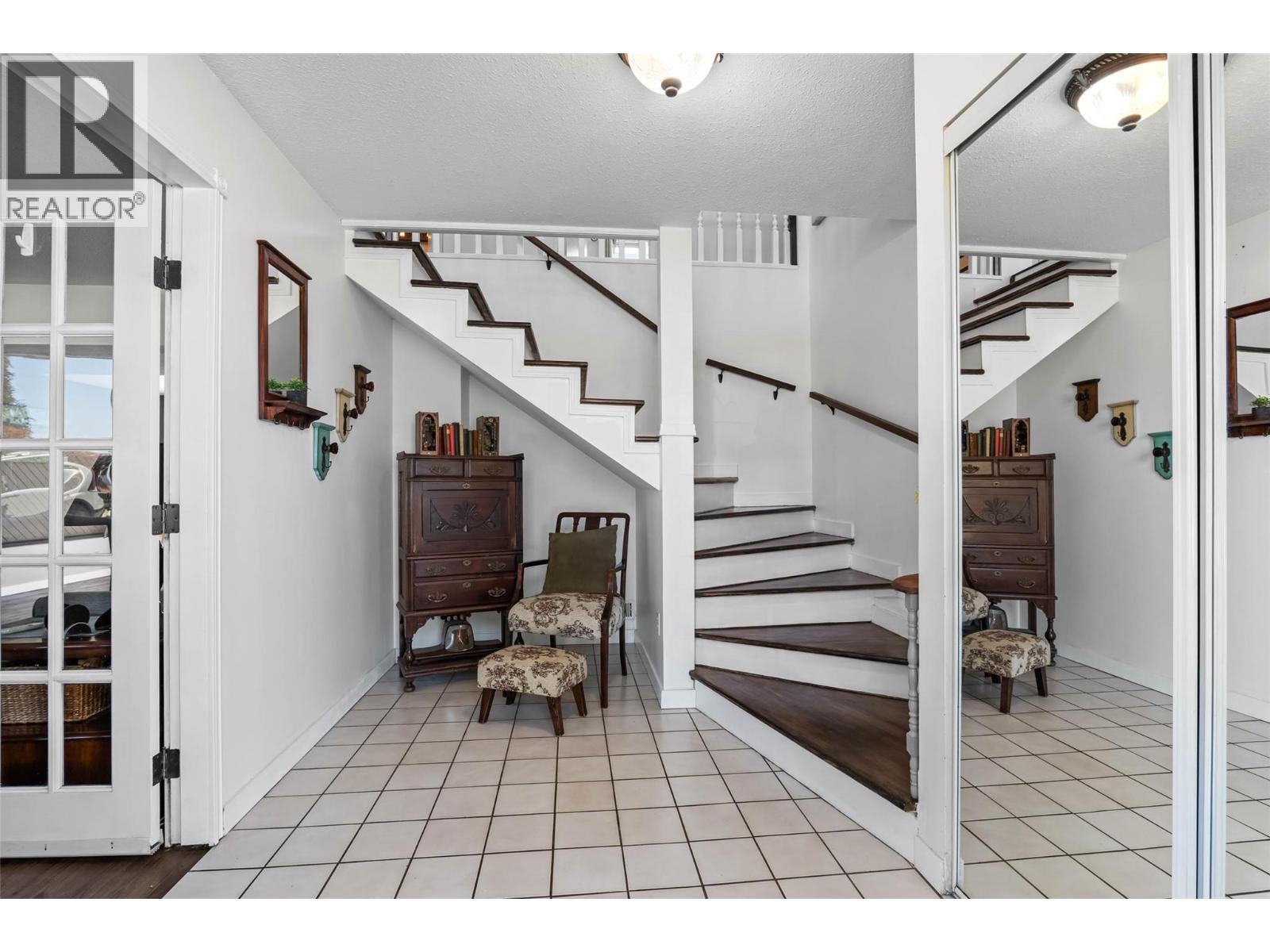 1683 Sheridan Drive, Kamloops, British Columbia  V2B 6B1 - Photo 24 - 10402423