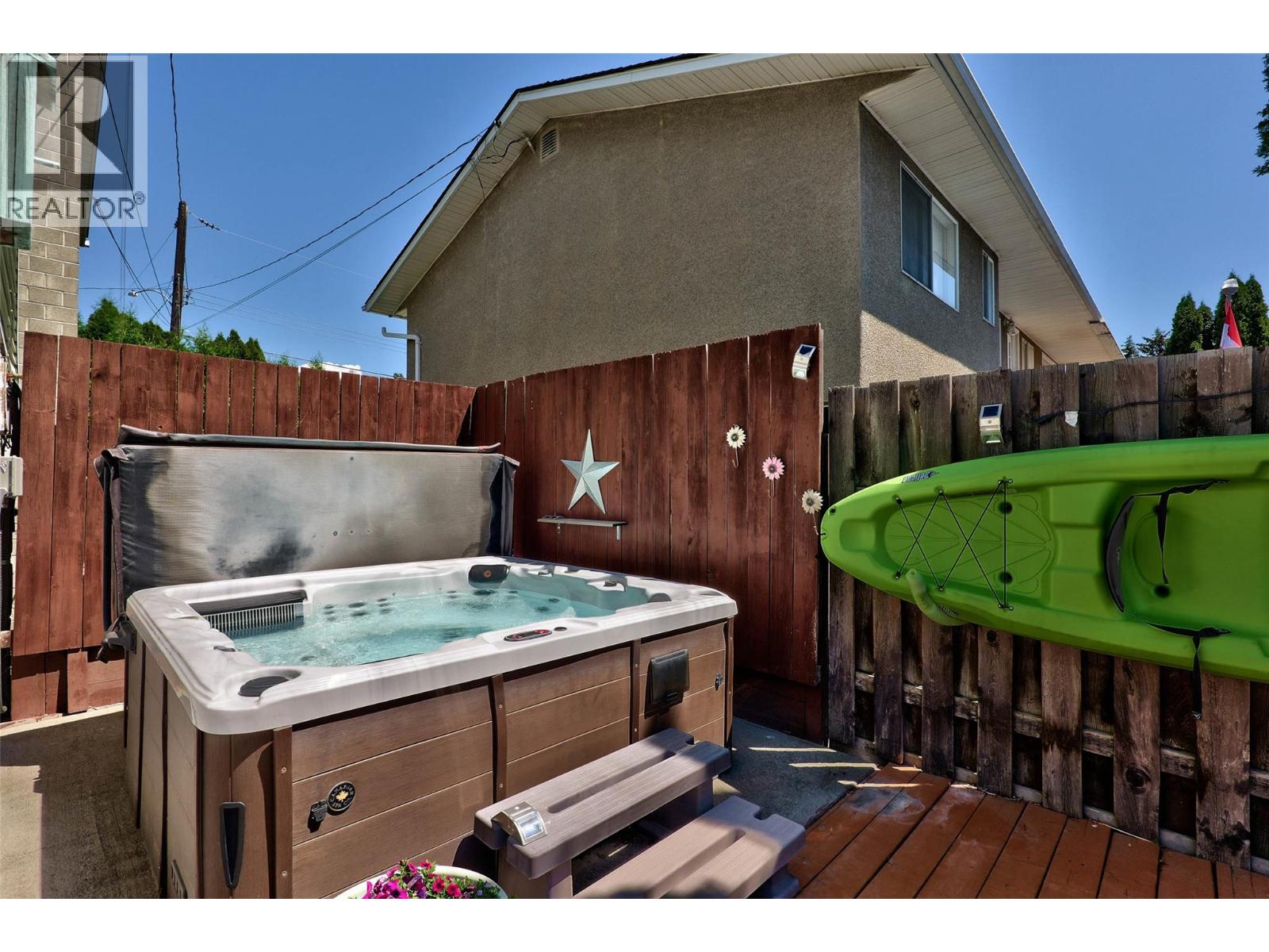 1683 Sheridan Drive, Kamloops, British Columbia  V2B 6B1 - Photo 35 - 10402423
