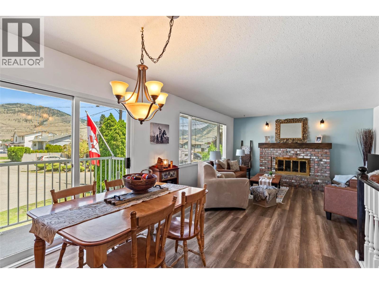 1683 Sheridan Drive, Kamloops, British Columbia  V2B 6B1 - Photo 8 - 10402423
