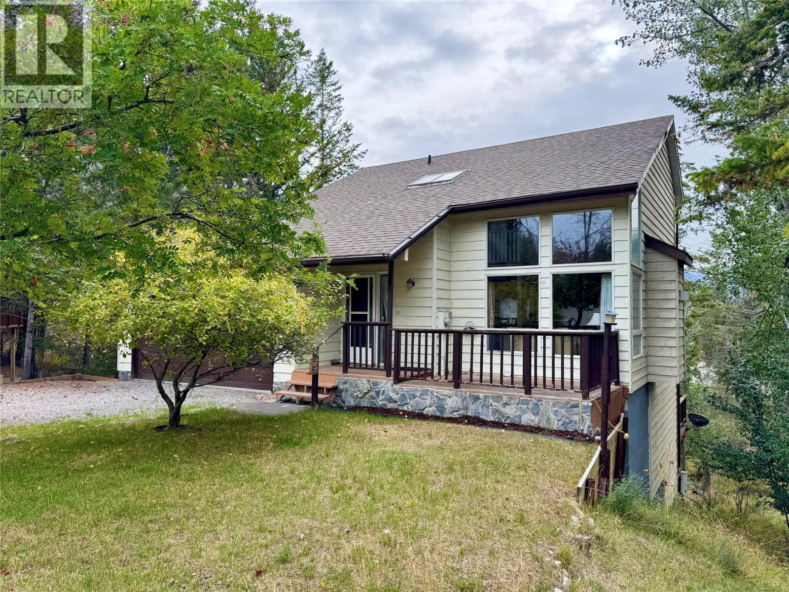 4978 Timberside Place, Invermere, British Columbia  V0A 1K3 - Photo 1 - 10402432