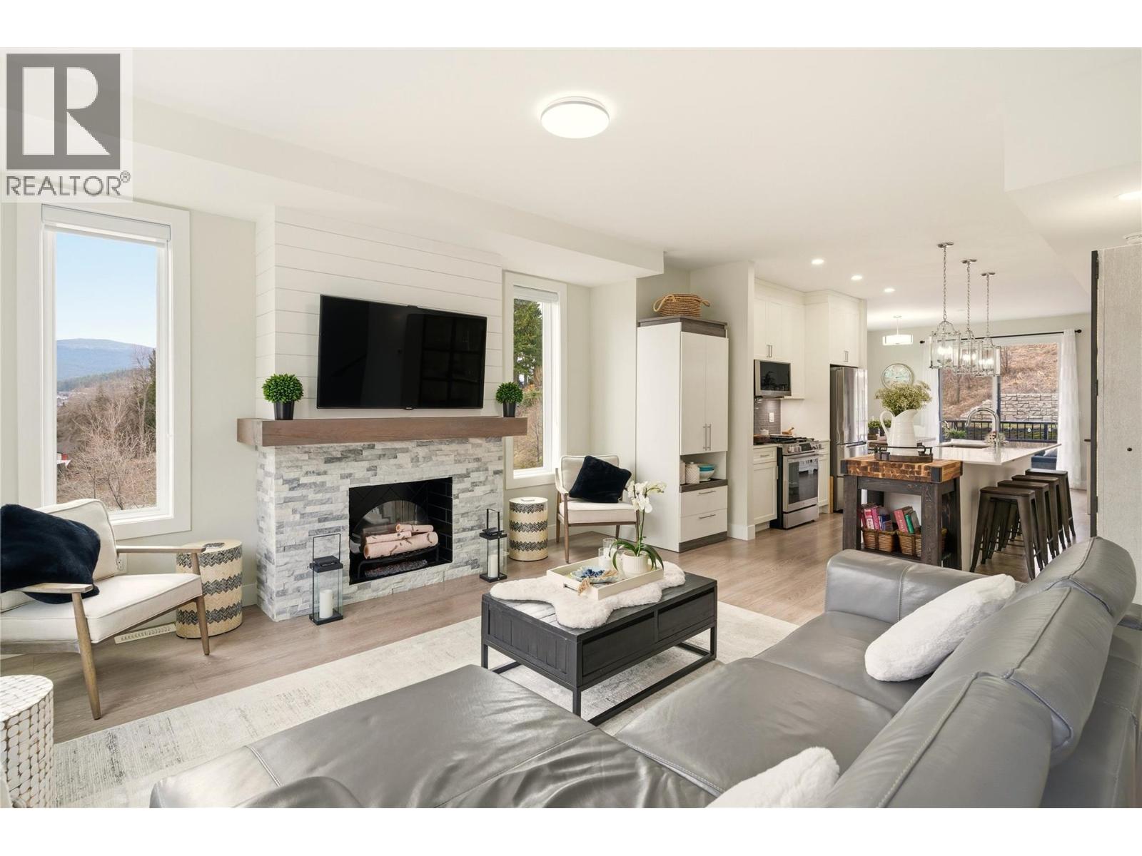 1176 Black Mountain Drive, Kelowna, British Columbia  V1P 0A7 - Photo 1 - 10402070